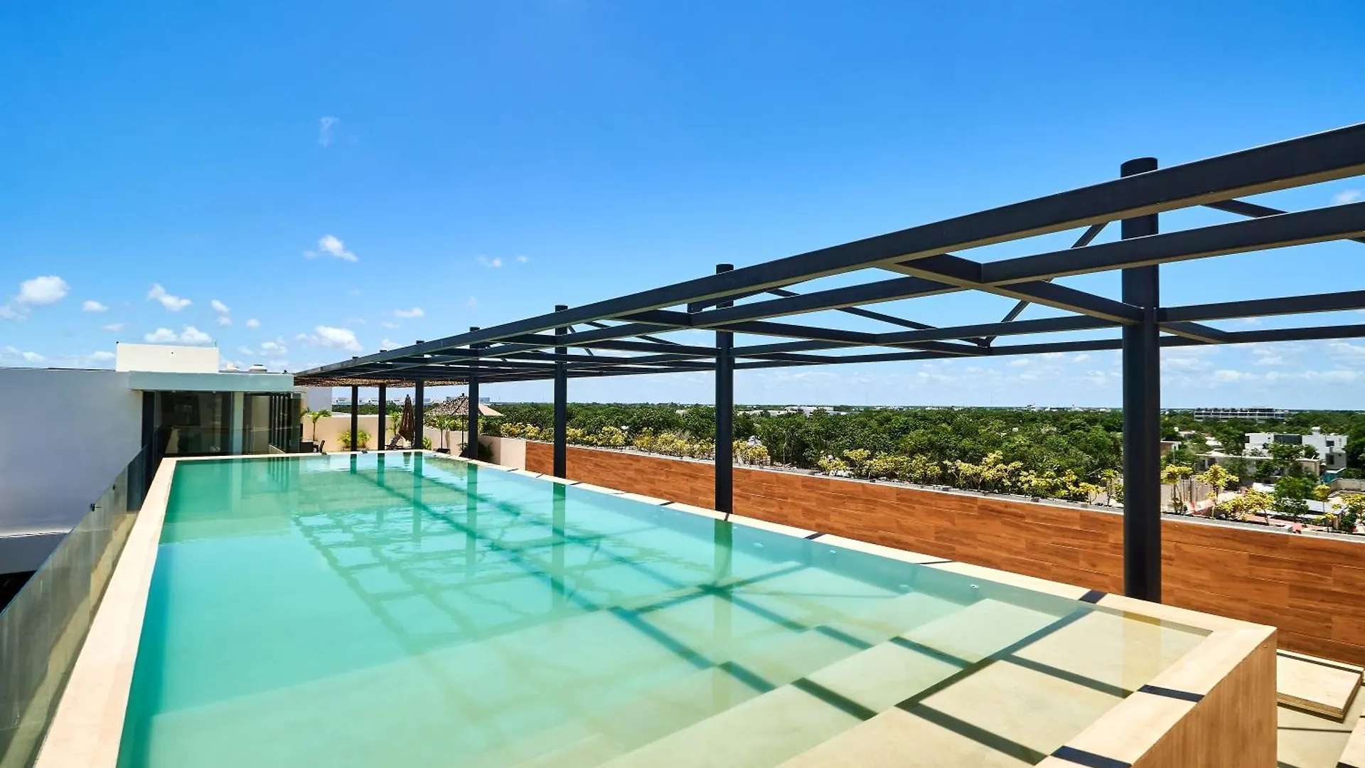 Tulum Escape - Stylish Pool, Gym & Parking Apartment 0*,
