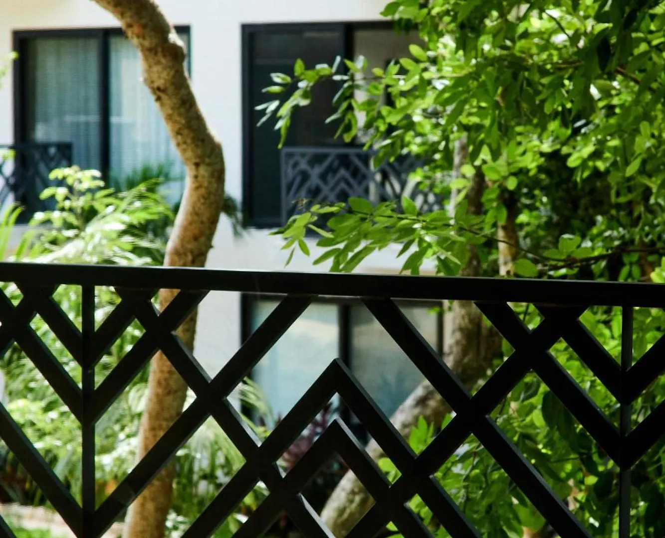 Tulum Escape - Stylish Pool, Gym & Parking Apartment Mexico