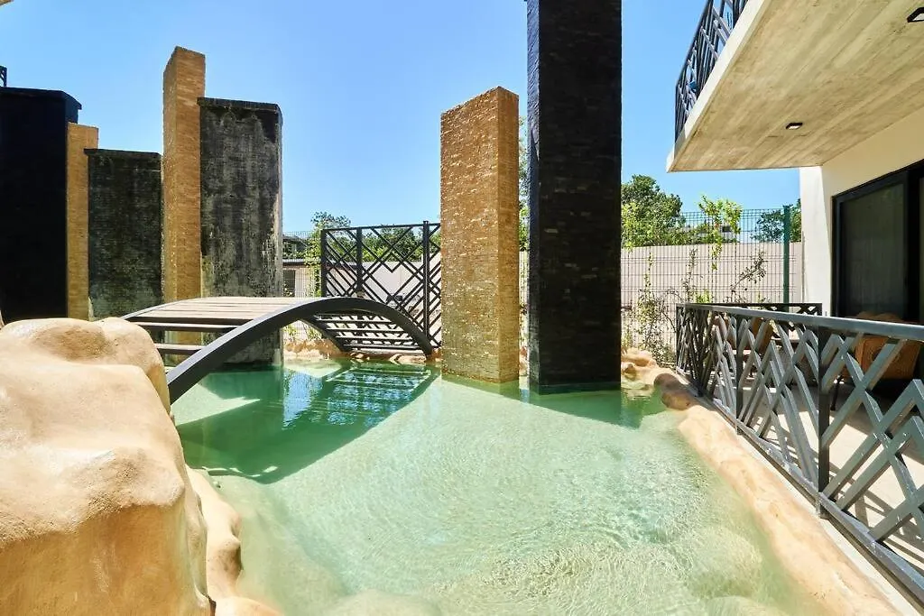 Tulum Escape - Stylish Pool, Gym & Parking Apartment