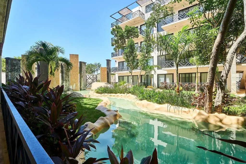 Tulum Escape - Stylish Pool, Gym & Parking Apartment Mexico